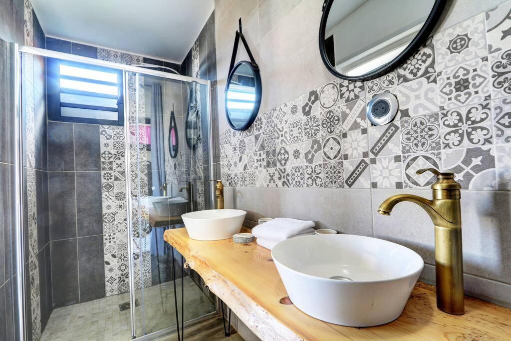 Villa 3 Etoiles Avec Piscine Chauffee Saint Pierre - Dodoterla エクステリア 写真